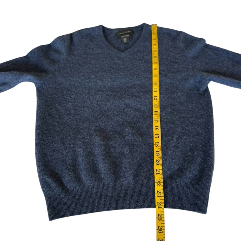 Tahari Men's 💯 Cashmere Blue V-Neck Sweater Size Medium